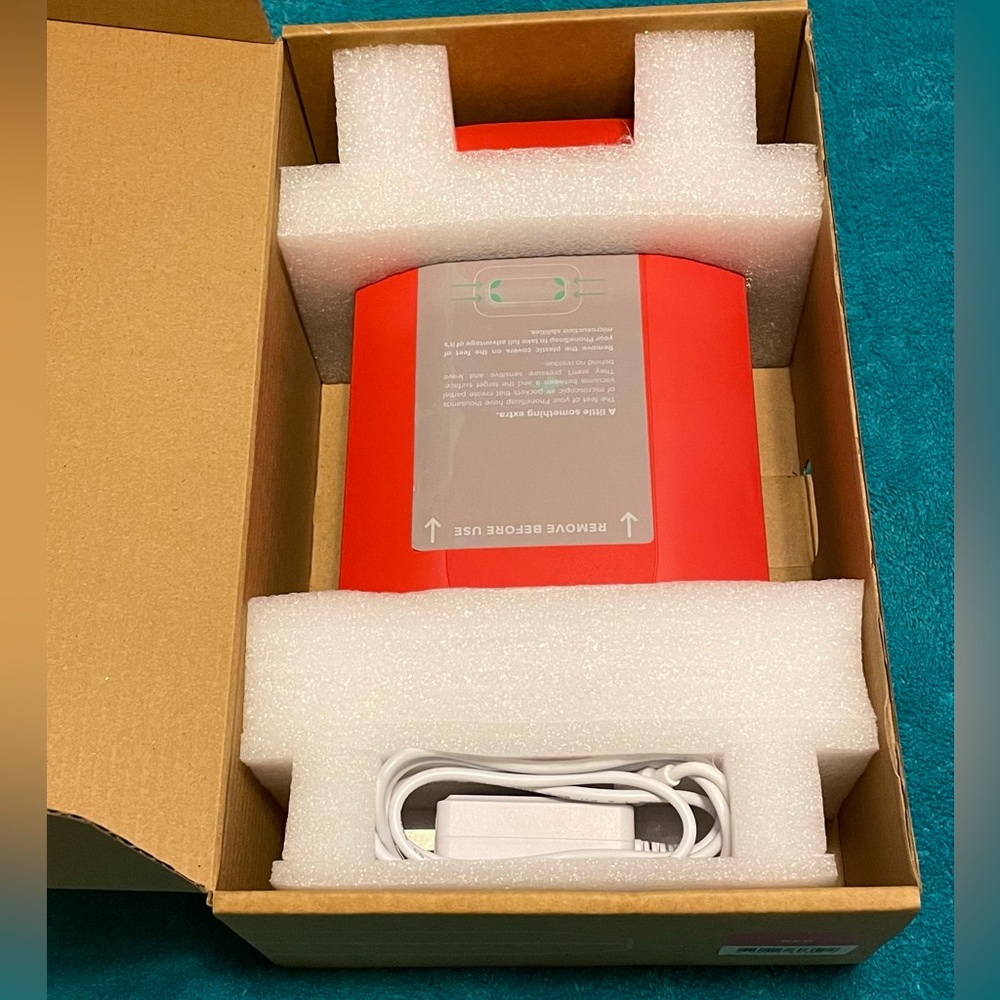 NIP PhoneSoap Pro Red Sanitizer and Charger
